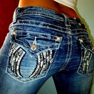 Miss Me embellished sequin Flap Pocket Angel Wings Blue Capri Jean 27